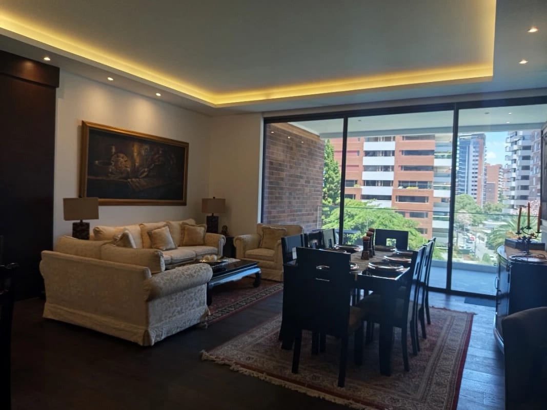 Se renta Apartamento Amueblado en zona 14 — foto 1 de 17