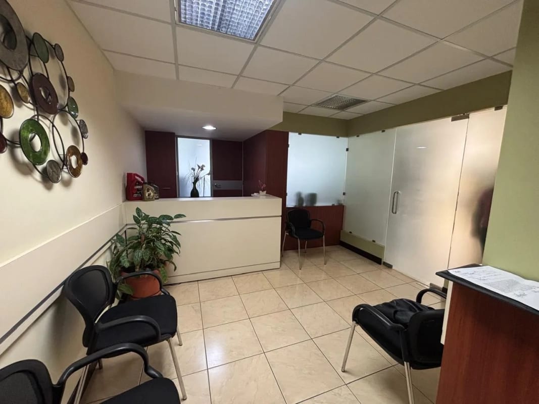 Oficina en Venta en Edificio Torino I, Zona 10 , Guatemala — foto 4 de 9