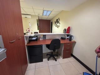 Oficina en Venta en Edificio Torino I, Zona 10 , Guatemala — miniatura 3 de 9