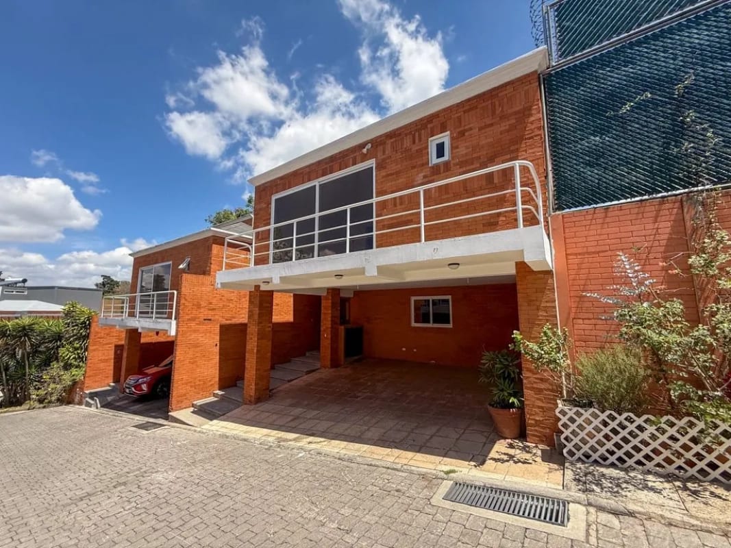 CASA EN VENTA ó RENTA EXPLANADA CAYALA Z.16 GUATEMALA — foto 16 de 17