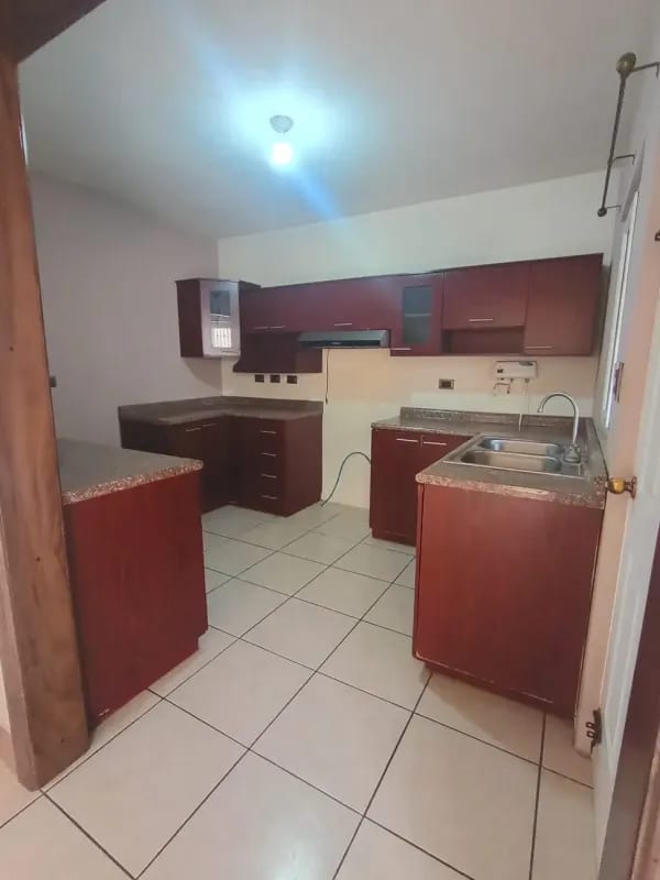 Casa en venta en Hacienda Real zona 16🏠✨ — foto 13 de 16